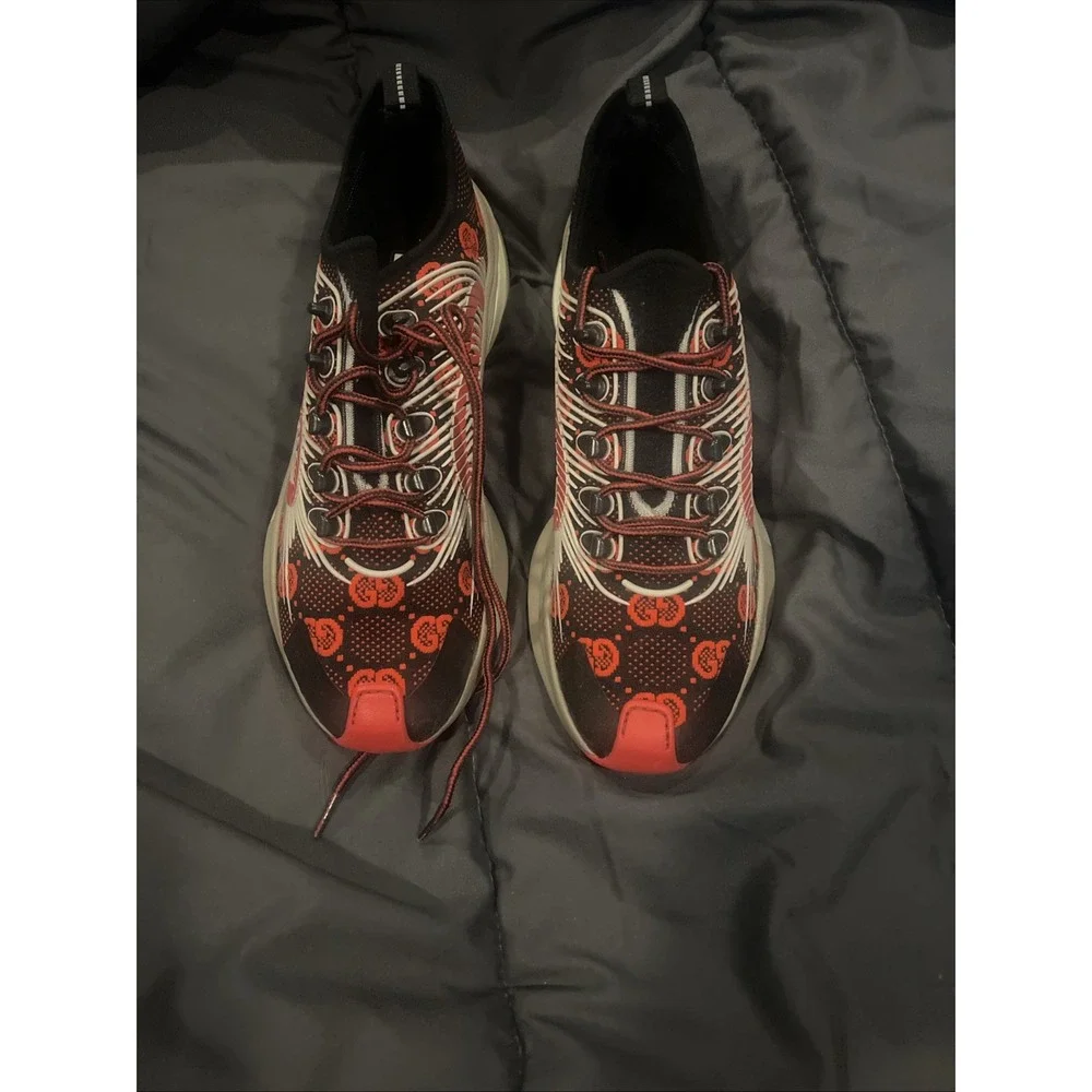 Gucci Run Knit Sneaker Size 9/ US 10 Black Red GG Interlocking NIB $920